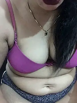 Snapshot of Urmila_bhabhii chatting on 05/02/26, 03:11 Urmila bhabhii online show from 05/02/26, 03:11