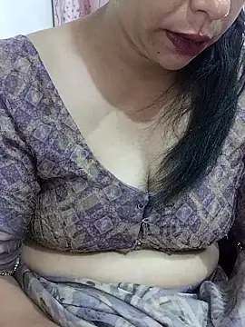 Snapshot of Urmila_bhabhii chatting on 06/05/26, 03:57 Urmila bhabhii online show from 06/05/26, 03:57