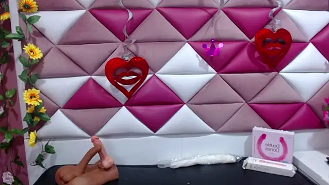 NahomiConnor  online show from 03/21/25, 04:40