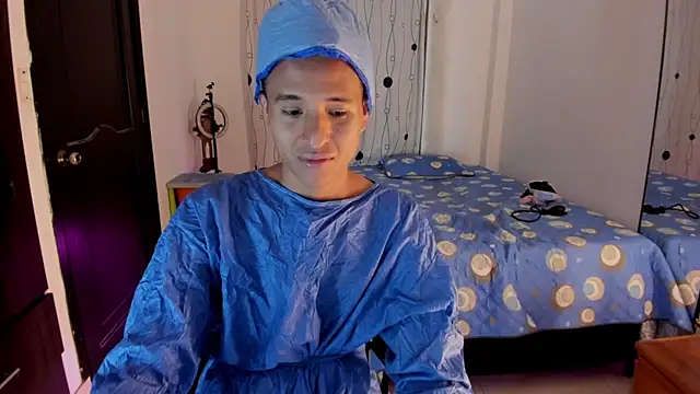 alessandro wizard online show from 02/13/25, 09:27