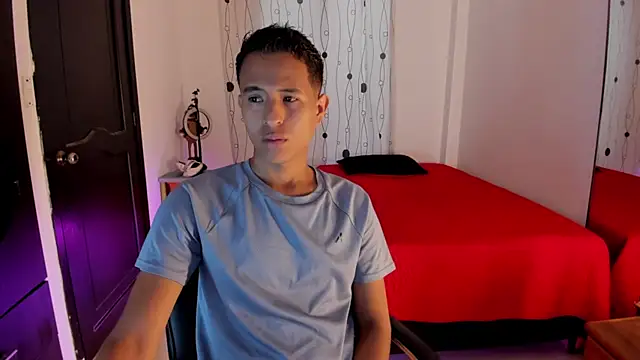 alessandro wizard online show from 02/18/25, 03:32