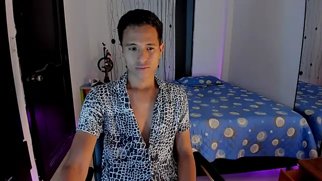 alessandro wizard online show from 03/06/25, 11:42