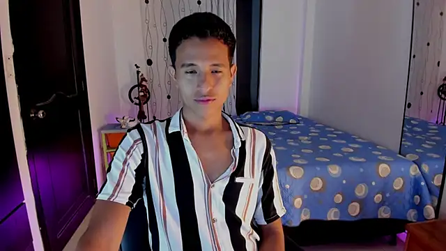 alessandro wizard online show from 03/08/25, 11:18