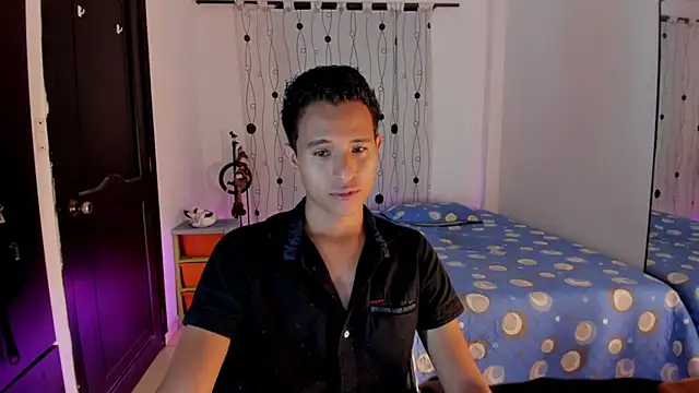 alessandro wizard online show from 03/15/25, 01:08
