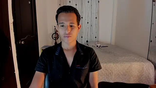 alessandro wizard online show from 03/19/25, 07:49