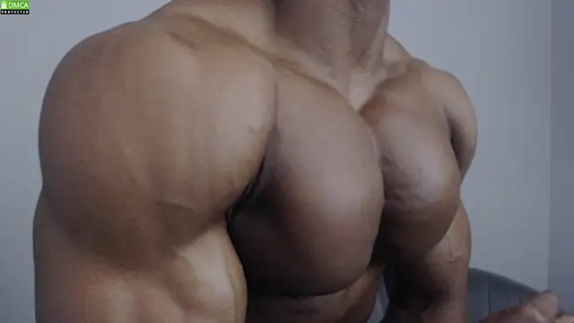 Snapshot of exquisite50 chatting on 12/21/24, 04:41 exquisite50 online show from 12/21/24, 04:41