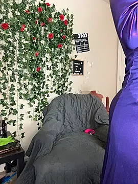 butterflybootyy online show from 10/31/25, 06:20