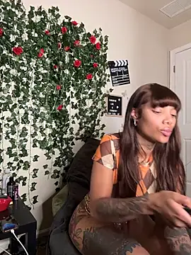butterflybootyy online show from 11/03/25, 05:09