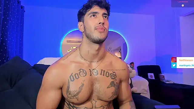 Snapshot of JACOB_MARTINS chatting on 02/26/25, 12:05 JACOB MARTINS online show from 02/26/25, 12:05