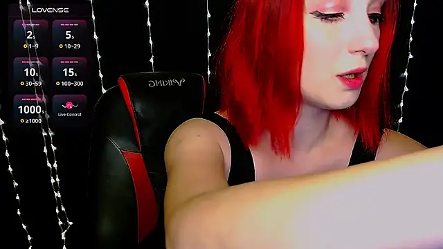 Snapshot of AgathaNoxe chatting on 01/29/25, 10:01 AgathaNoxe online show from 01/29/25, 10:01