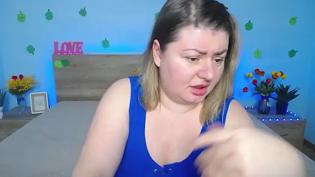 ZannaDreil online show from 03/23/25, 01:20