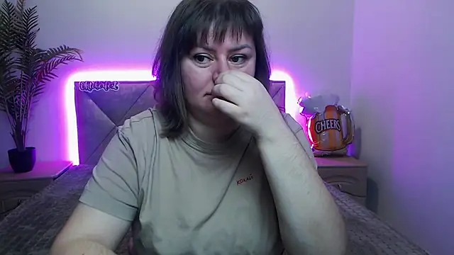 ZannaDreil online show from 09/24/25, 06:11