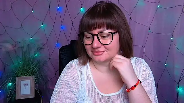 ZannaDreil online show from 02/06/26, 07:17