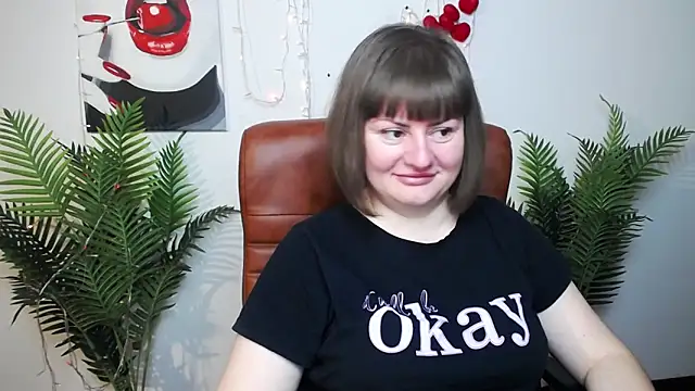 ZannaDreil online show from 05/15/26, 06:04