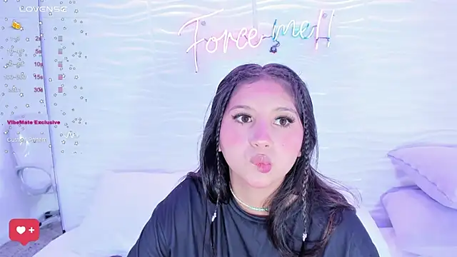 AvyMilton online show from 02/01/25, 11:54