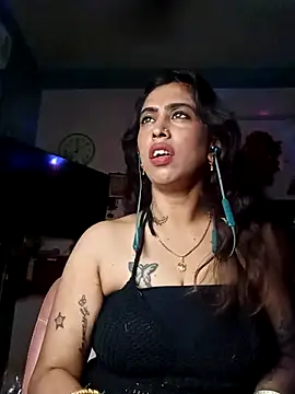 Lavender22 online show from 10/13/25, 06:19