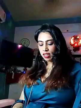 Lavender22 online show from 10/17/25, 06:32