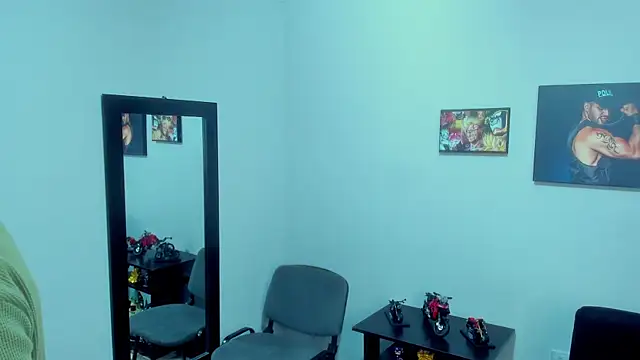 SamirHazard97 online show from 01/04/25, 09:52