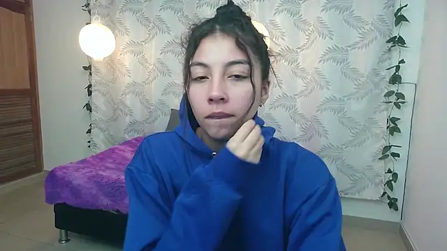 Mya paris online show from 01/27/25, 07:03