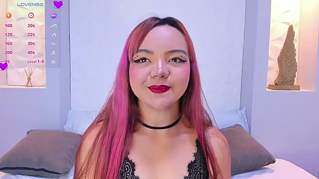 EmilyRouss  online show from 02/25/25, 07:03