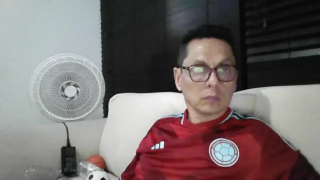 MarcusKelvin online show from 10/09/25, 01:14