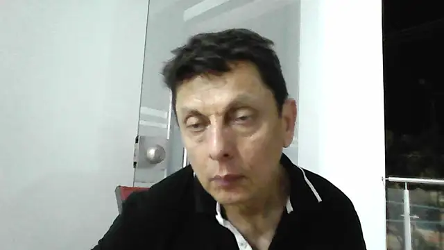 Snapshot of MarcusKelvin chatting on 06/12/26, 02:32 MarcusKelvin online show from 06/12/26, 02:32