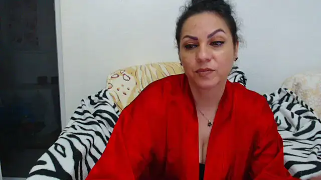Snapshot of MissElla chatting on 05/23/26, 11:20 MissElla online show from 05/23/26, 11:20