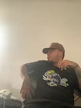 perrrotegrande online show from 10/20/25, 02:50