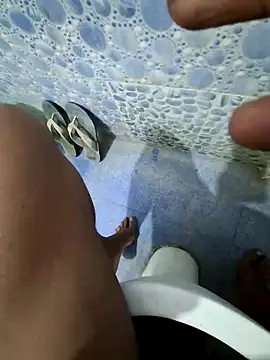 divyansh hyderabadi online show from 12/05/24, 07:16