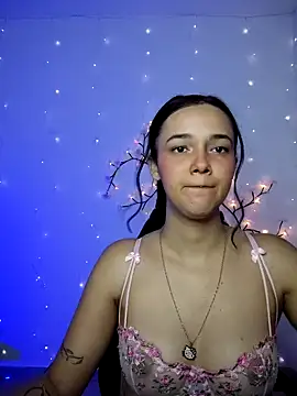 Snapshot of _Denis_sweet chatting on 05/02/26, 03:33 Denis sweet online show from 05/02/26, 03:33