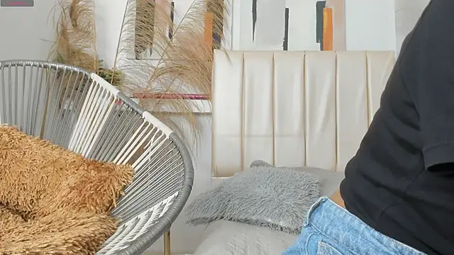 miranda villa online show from 04/09/26, 12:21