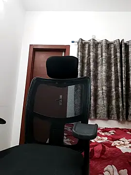 Snapshot of sanaya_baby chatting on 02/18/25, 12:04 sanaya baby online show from 02/18/25, 12:04