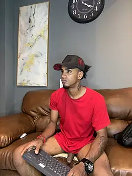 AaronCruz  online show from 01/31/25, 07:18