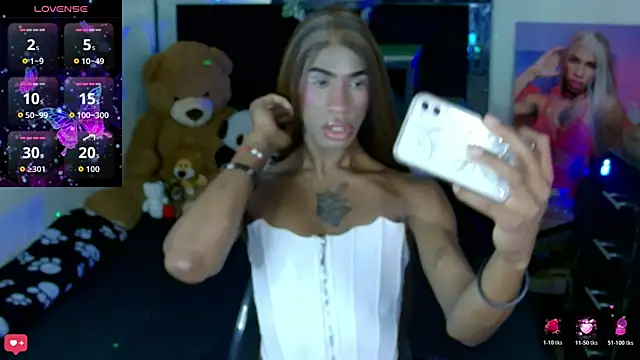 Kendall Gil online show from 04/07/26, 02:23