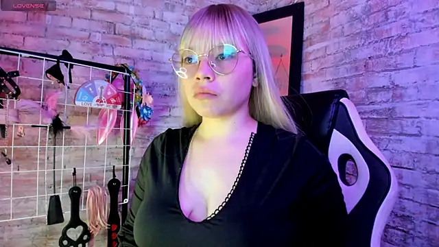 Cherry xoxx online show from 10/26/25, 01:50