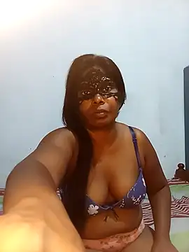 Aroma Sl online show from 10/02/25, 04:58