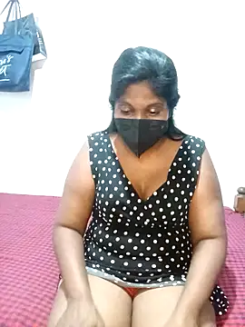 Aroma Sl online show from 11/07/25, 02:39