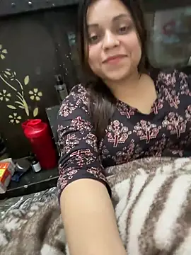 Snapshot of simmiiii chatting on 02/27/25, 07:58 simmiiii online show from 02/27/25, 07:58