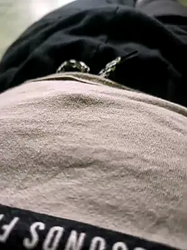 Snapshot of karthick25 chatting on 10/20/25, 06:25 karthick25 online show from 10/20/25, 06:25