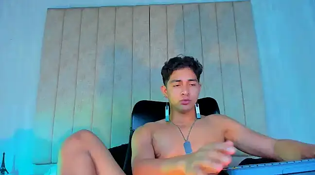 Snapshot of Muichiro_tokito1 chatting on 01/16/25, 03:45 Muichiro tokito1 online show from 01/16/25, 03:45