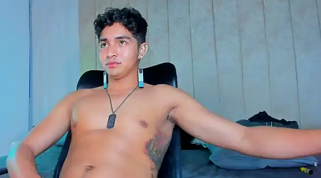 Snapshot of Muichiro_tokito1 chatting on 01/18/25, 07:17 Muichiro tokito1 online show from 01/18/25, 07:17