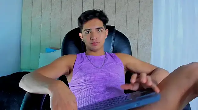 Snapshot of Muichiro_tokito1 chatting on 02/21/25, 03:56 Muichiro tokito1 online show from 02/21/25, 03:56