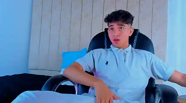 Snapshot of Muichiro_tokito1 chatting on 03/16/25, 04:30 Muichiro tokito1 online show from 03/16/25, 04:30