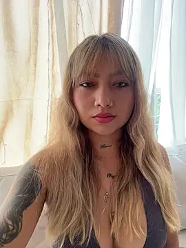 amanda-medrano1 online show from 02/19/26, 02:13