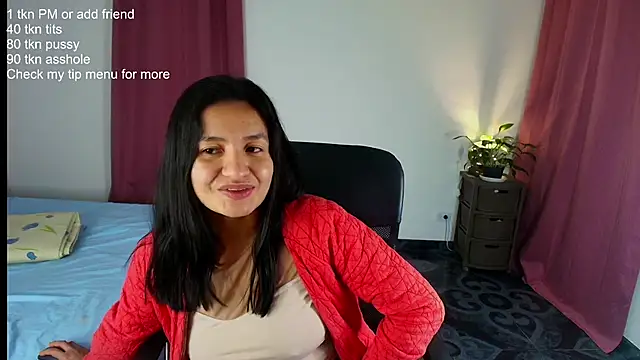 ChloeSanchezx online show from 12/01/25, 06:07