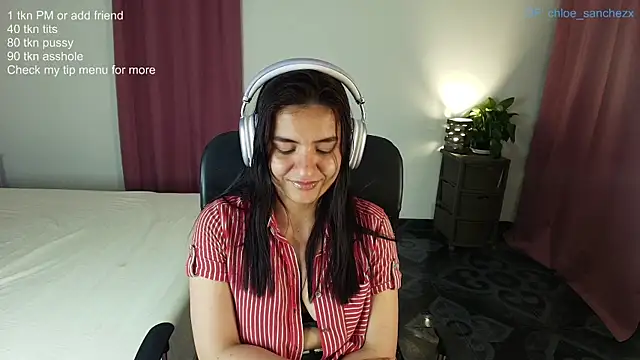 Snapshot of ChloeSanchezx chatting on 05/15/26, 06:09 ChloeSanchezx online show from 05/15/26, 06:09