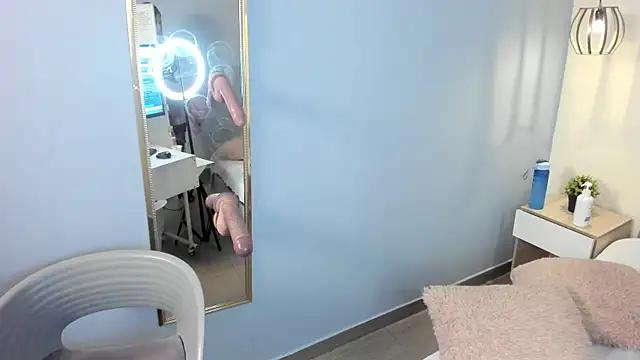 escarleth   online show from 03/10/25, 03:20