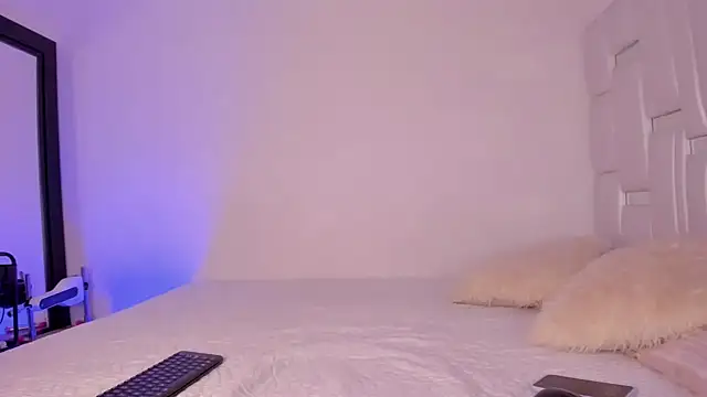 alanajonhsonm online show from 01/24/25, 05:21