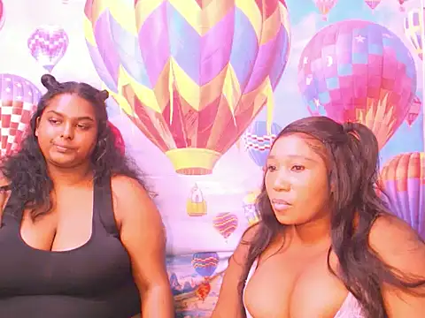 Snapshot of SexcGals chatting on 12/13/24, 06:49 SexcGals online show from 12/13/24, 06:49