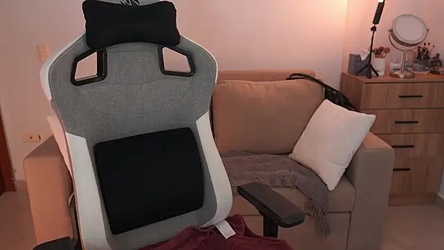 anyacutex online show from 02/11/26, 08:03